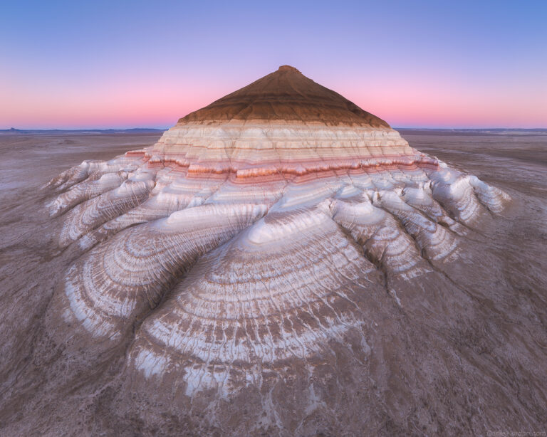 The Tiramisu Mountains: When Seas Vanish and Landscapes Are Born